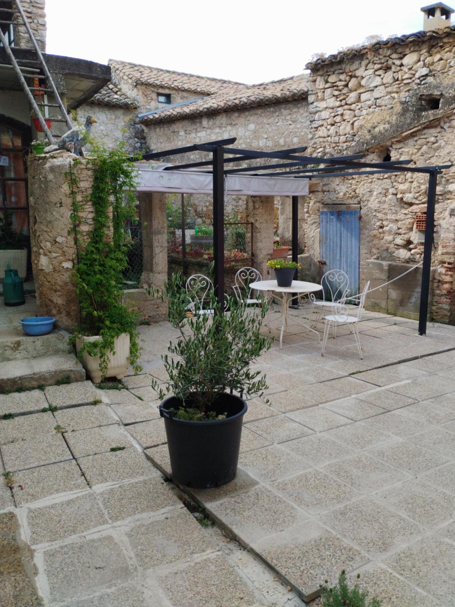L Atelier De Raymond Aparthotel Verfeuil Exterior foto